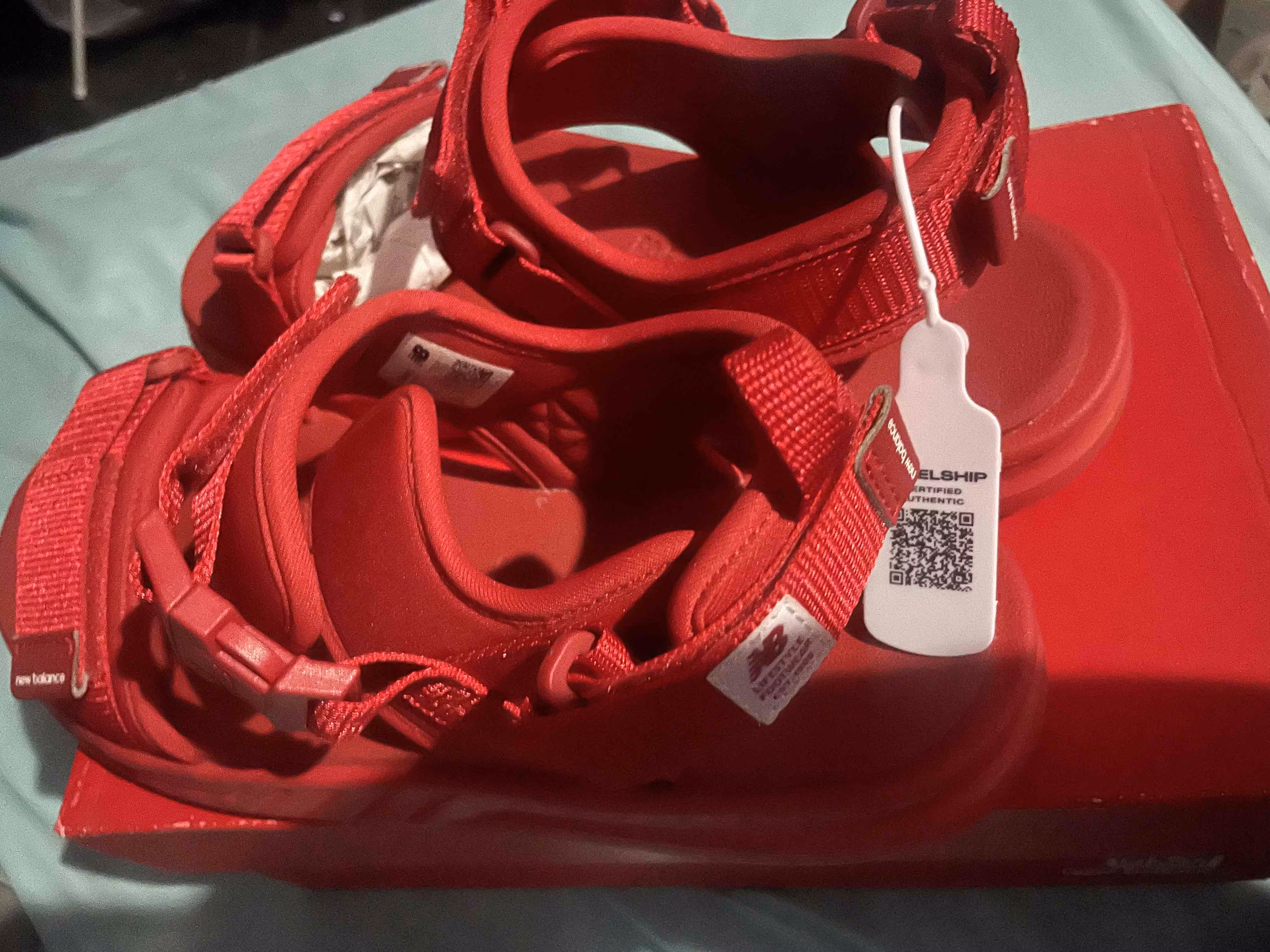 New Balance 800 Series Red Sandals SDL800RD New Balance 800 Series Red Sandals SDL800RD